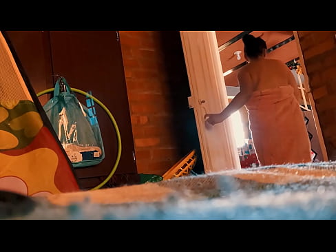 ❤️ Setäni seuraa minua suihkuun, hän nussii minua samalla kun käyn suihkussa. Laadukas porno at fi.sexygirlspics.ru ❤